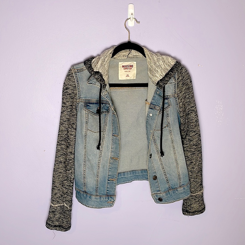 Hyprid denim jacket with hoodie